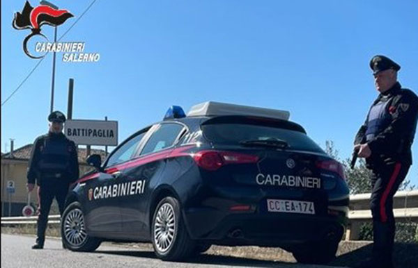 Colpi a raffica tra Salerno e provincia, blitz dei carabinieri: in 4 finiscono ai domiciliari