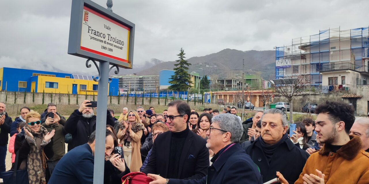 Nasce Viale Franco Troiano: un omaggio alla musica e alla Cavese